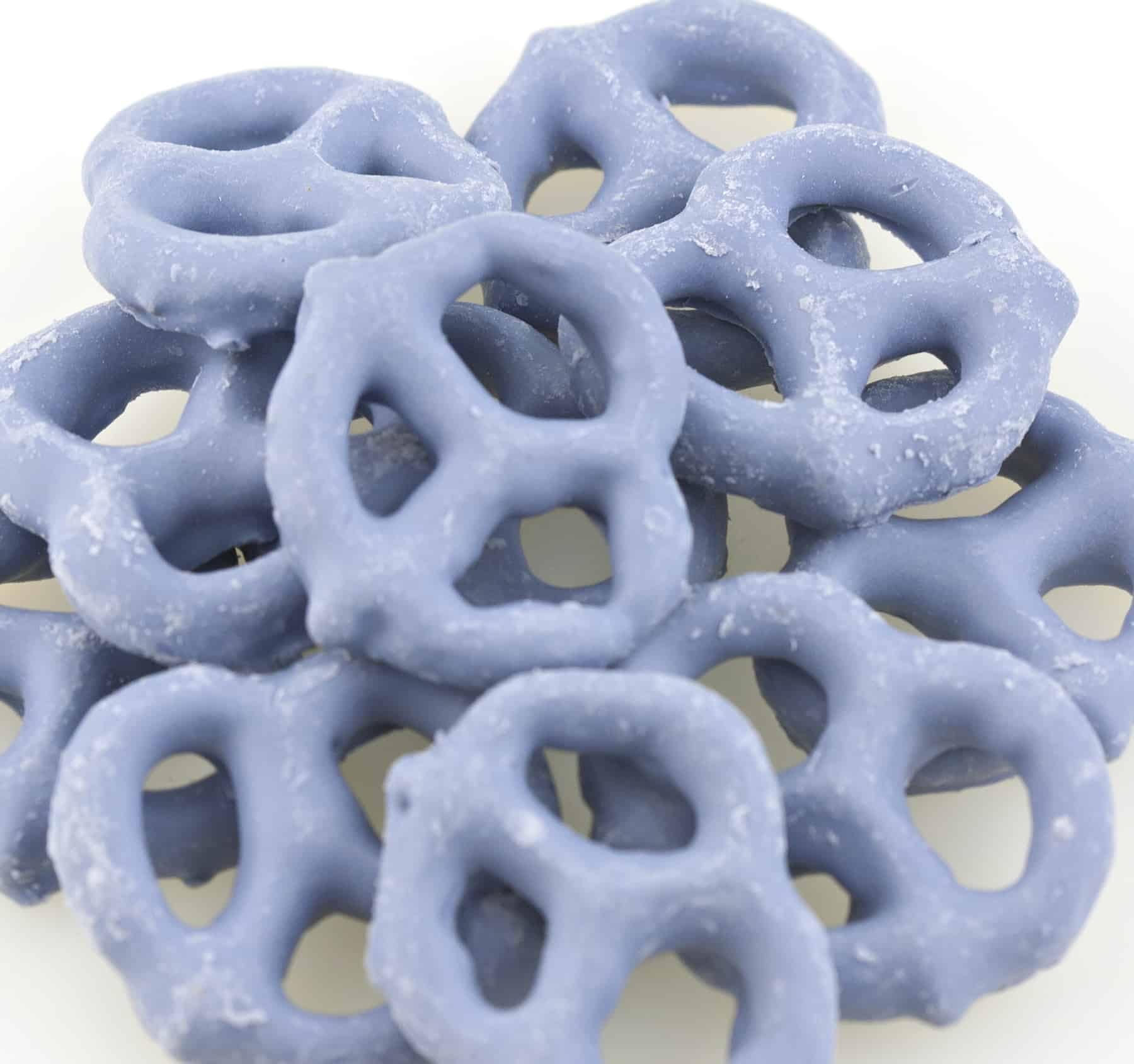 No Label Eb Pretzel Yogurt Covered Blueberry Tub